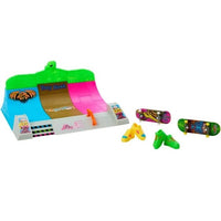 Hot Wheels Neon Bones Hawk HQ Skatepark Skate