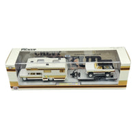 M2 Machines 1974 Chevrolet Cheyenne Super 30 S46 1:64 Diecast Car