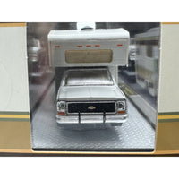 M2 Machines 1974 Chevrolet Cheyenne Super 30 S46 1:64 Diecast Car