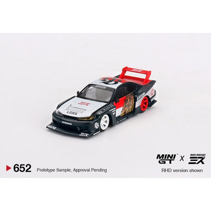 Mini GT #652 LB-Super Silhouette Nissan silvia (S15) "Garuda" 1:64 Diecast Car