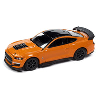 Auto World 2021 Ford Mustang Shelby GT500 Carbom Fiber Track Pack Twister Orange 1:64 Diecast Car