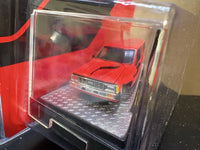 M2 Machines 1:64 1985 Toyota Truck with Camper Shell – Red- Hobby Exclusive