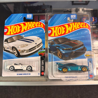 Hot Wheels 2025 B Case Ford Mustang GTD Super Treasure Hunt and '92 Dodge Viper Rt/10