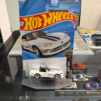 Hot Wheels 2025 B Case Ford Mustang GTD Super Treasure Hunt and '92 Dodge Viper Rt/10