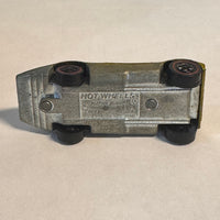 Vintage Hot Wheels Red Line Peeping Bomb Light Green