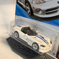Hot Wheels '92 Dodge Viper RT/10 Treasure Hunt