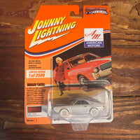 Johnny Lightning Muscle Cars USA 1968 AMC AMX White Lightning CHASE
