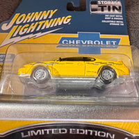 Johnny Lightning 2002 Chevy Monte Carlo Pace Car White Lightning CHASE with Collector Tin