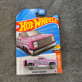 Hot Wheels Mainline '83 Chevy Silverado Pink Black Widow