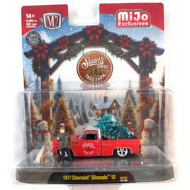 M2 Machines 1:64 Diorama Sean’s Fresh Tree Farm 1977 Chevrolet Silverado 10 with Sean Figure & Dog Limited