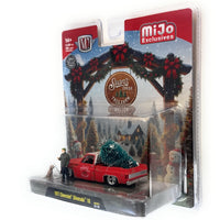 M2 Machines 1:64 Diorama Sean’s Fresh Tree Farm 1977 Chevrolet Silverado 10 with Sean Figure & Dog Limited