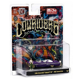 M2 Machines 1964 Chevrolet Impala SS - 409 Convertible Low Riders Diorama w/ Lady Figures 67500-MJS02 CHASE