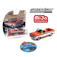 CHASE Greenlight 1:64 1972 Chevrolet C-10 Short Bed Custom Orange and White Chrome Chase & Regular