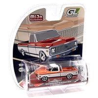 CHASE Greenlight 1:64 1972 Chevrolet C-10 Short Bed Custom Orange and White Chrome Chase & Regular