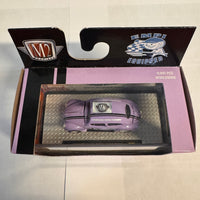 M2 Machines 1956 VW Beetle Deluxe U.S.A. Model R103