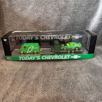 M2 Machines 1971 Chevrolet Van G10 & 1985 Chevrolet Camaro IROC-Z R94 CHASE