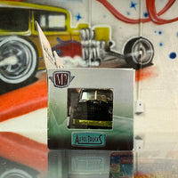 M2 Machines 1966 Dodge L600 Stake Bed Truck CHASE R50