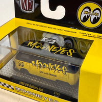 M2 Machines Mooneyes 1960 VW Delivery Van 1:64 Yellow/Black Diecast