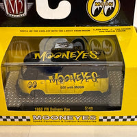 M2 Machines Mooneyes 1960 VW Delivery Van 1:64 Yellow/Black Diecast