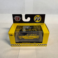 M2 Machines Mooneyes 1960 VW Delivery Van 1:64 Yellow/Black Diecast