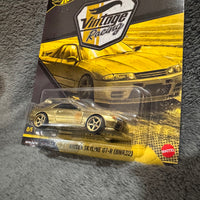 Hot Wheels Premium Vintage Racing Nissan Skyline GT-R (BNR32) Chase