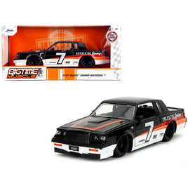 Jada BigTime Muscle Buick Grand National Buick Racing 1:24 Diecast Model Car