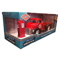 Jada Just Trucks 1952 Chevrolet CEO Pickup w/ Texaco Gas Pump