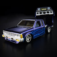 Hot Wheels Red Line Club Exclusive 1986 Nissan 720 King Cab Blue 1/64 Diecast Car