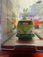 M2 Machines Sprite Chase 1960 VW Double Cap Truck USA A06 1:64 Diecast