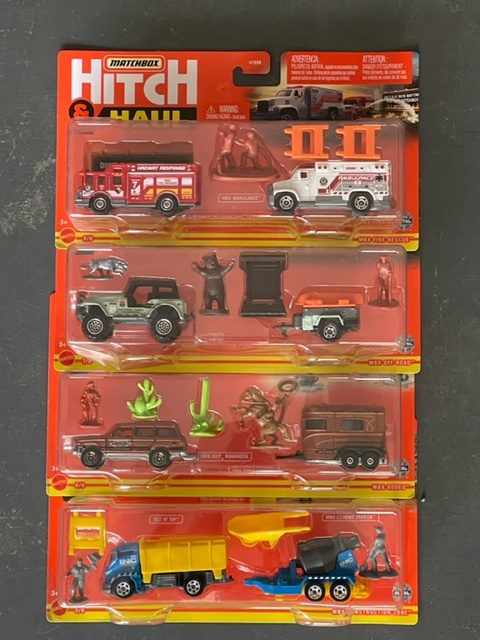 Matchbox Hitch N' Haul Themed Story Pack with Vehicle